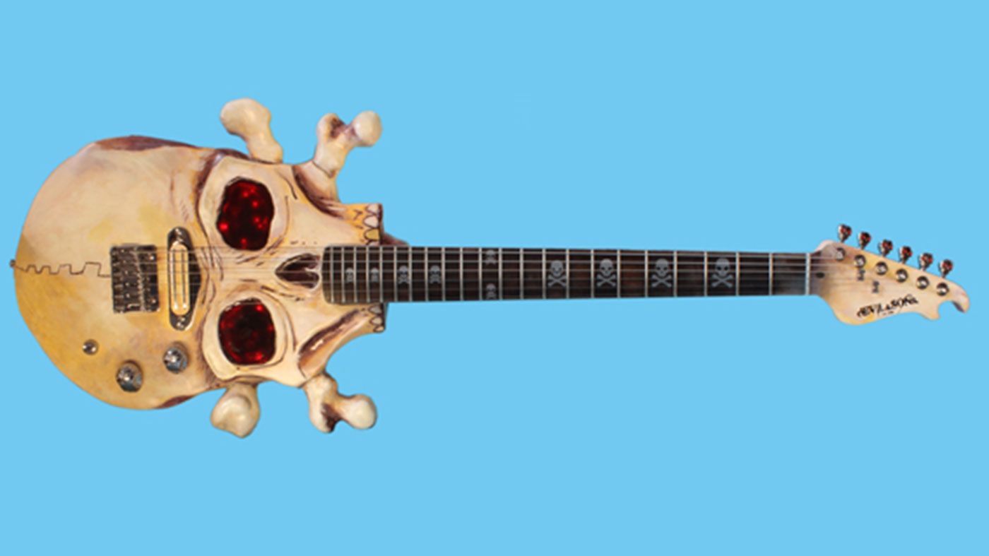 Bí Quyết Trở Thành Nghệ Sĩ Đệm Hát Với Skull Guitar